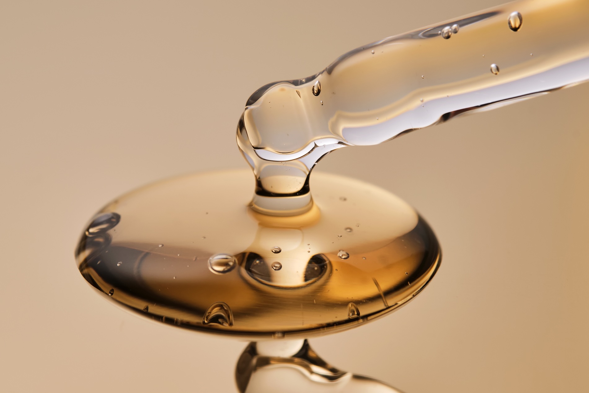 Οροί προσώπου για σύσφιξη και ανάπλαση του δέρματος